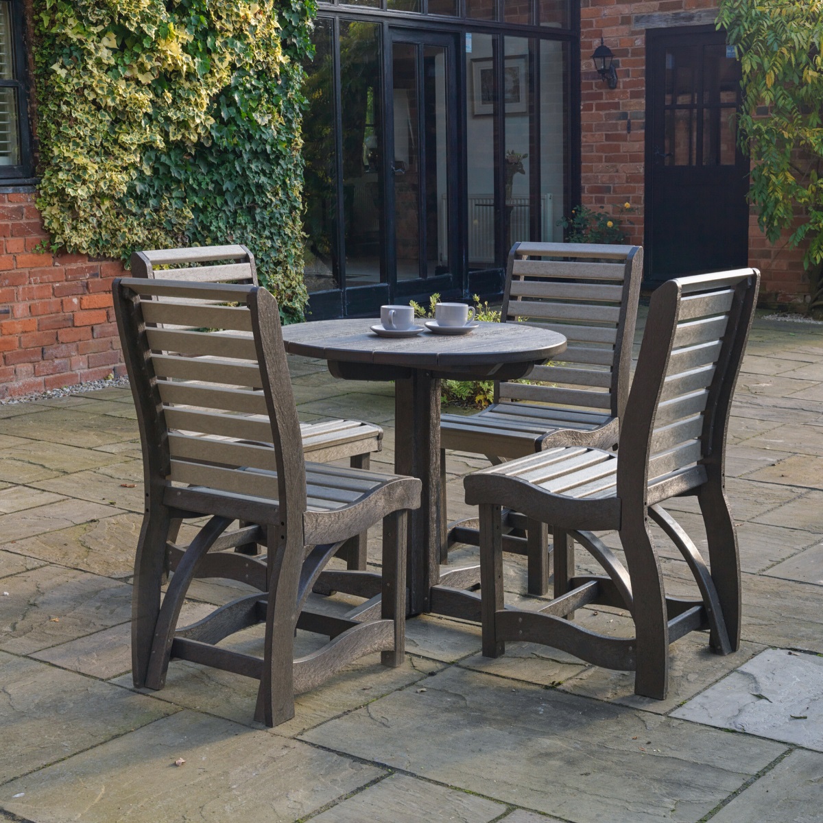 recycled plastic dining table and chairs - greendine range | woodberry