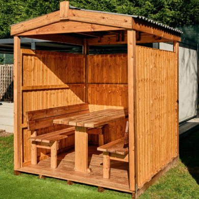 Outdoor Dining Cabins