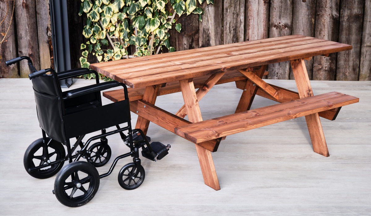 disabled access picnic table
