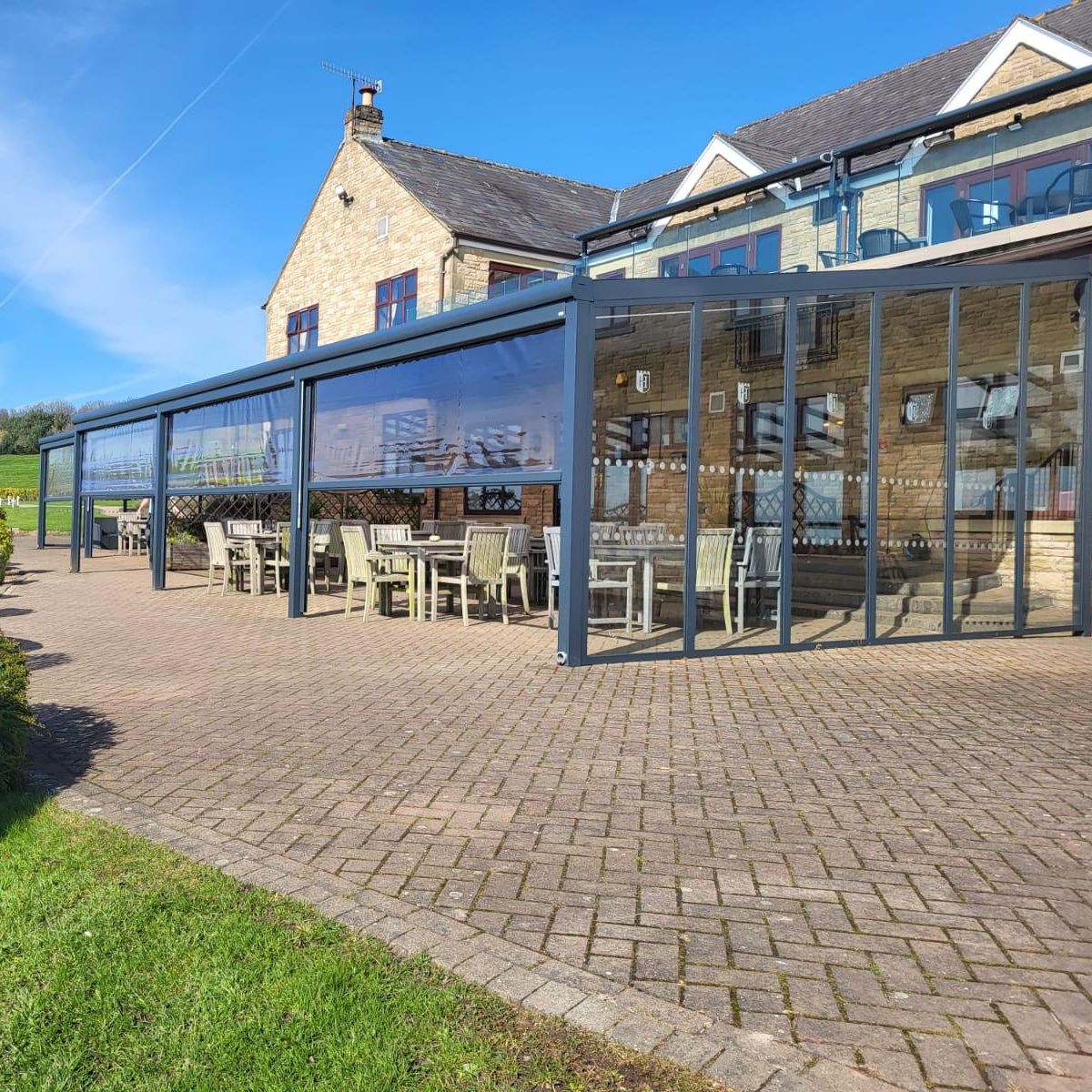 monopitch roof gazebo with glass sides