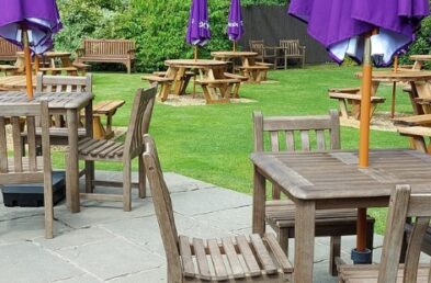 commercial outdoor furniture for pubs
