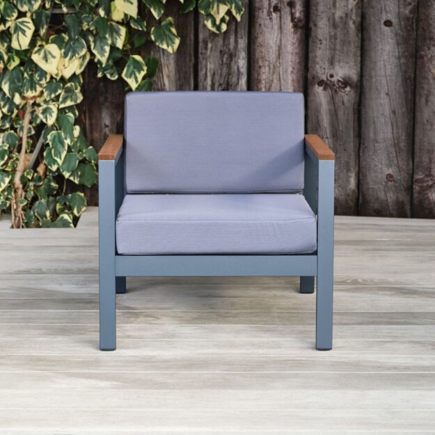 Outdoor Commercial Sofas Metal and Wood Armchair Front
