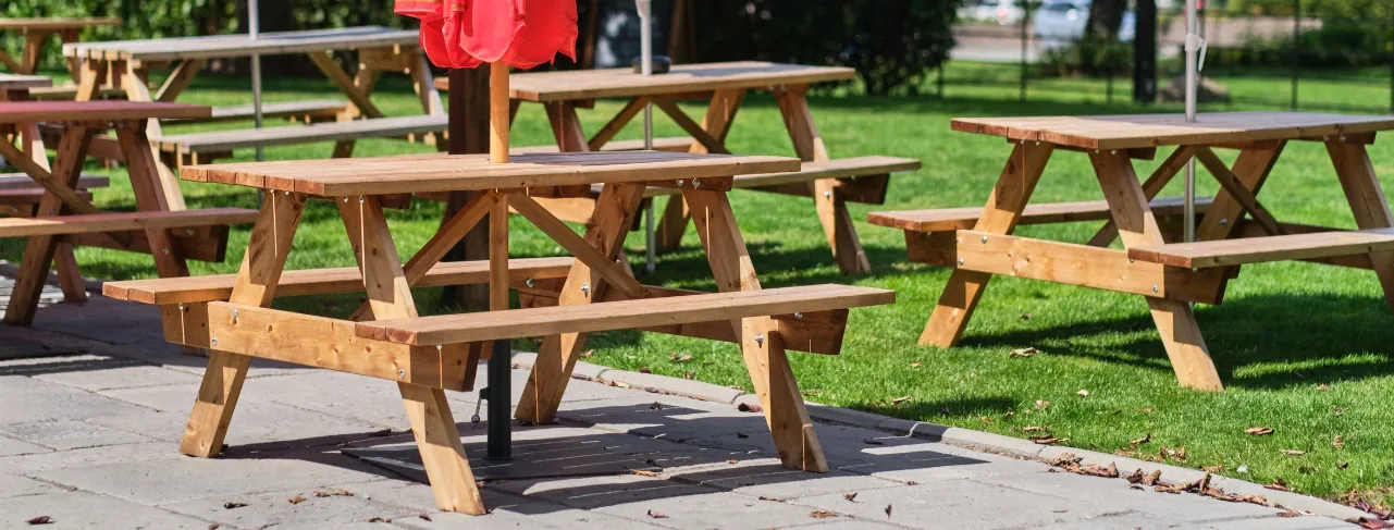 Commercial Picnic Tables