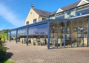 bioclimatic aluminium pergola